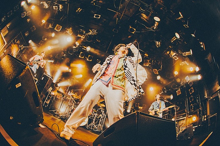 BRADIO「BRADIO、インディーズ時代の全楽曲披露ライブでバンド結成15周年イヤー終幕　新アー写公開＆新ツアー発表も」