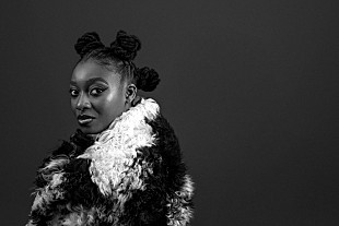 「リトル・シムズ、クラブ志向の4曲入りEP『Sugar Girl』配信」