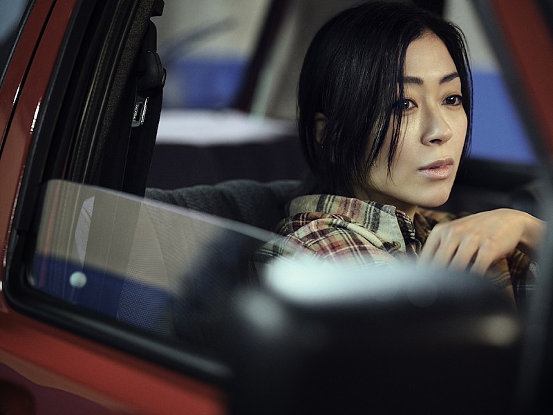 宇多田ヒカル、新曲「パッパパラダイス」リリースを記念しソニーストアとのコラボイベント開催