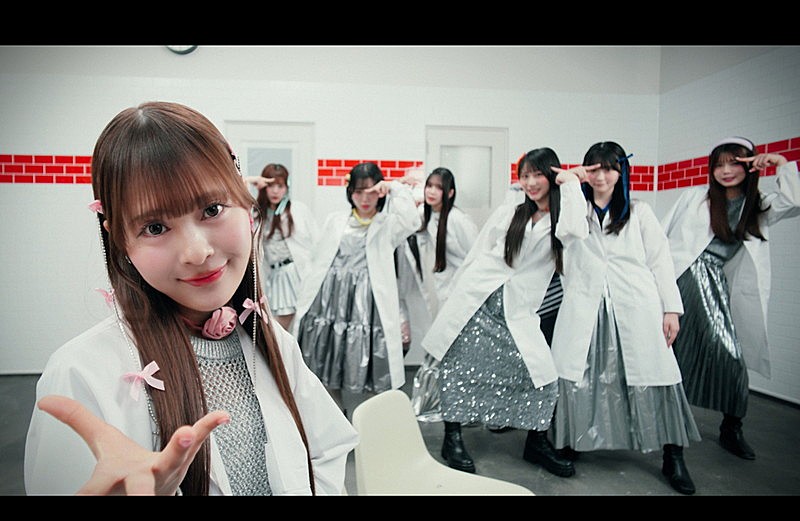 「『【MV】MORE STAR『WITH KAWAII論』』」5枚目/9