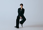 「亀梨和也、1stアルバム『WAVE』アートワーク＆収録曲を公開」1枚目/4