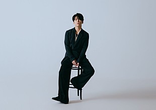 「亀梨和也、1stアルバム『WAVE』アートワーク＆収録曲を公開」