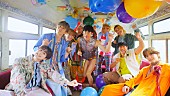 「EXILE B HAPPY×小島よしお、コラボ曲「EXILE B おっぱっぴー ～風の船～」MVで共演」1枚目/3