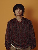 「すりぃ、10月ツアーのビジュアル＆表情をしっかりと捉えた新アーティスト写真を公開」1枚目/2