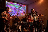 「ショーケース」3枚目/6
