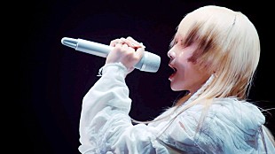 「Reol、横アリ公演より「アストロノーツ(cover)」ライブ映像公開」