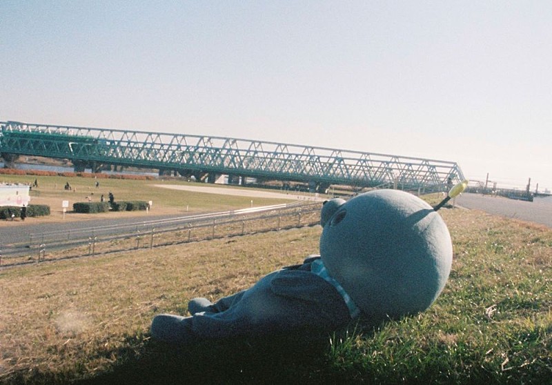 「(C)MNS

#タマ写真集」3枚目/7