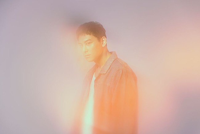 「Sam is Ohm、新曲「Just Us (feat. 向井太一 ＆ IBUKI)」リリース決定」1枚目/4