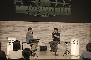 「SKY-HI×Ayumu Imazuがラジオ共演、2人の共通点も垣間見えた『DIVE TO THE NEW WORLD』公開収録のレポート到着」