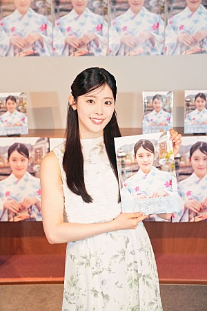 風見和香「<レポート>私立恵比寿中学の風見和香が念願の1st写真集『和ぐころ』を発売――「ほっと一息つけるような写真集になったらいいな」と想い語る」