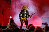 「メタリカのカーク・ハメット、ダブリン公演でステージから転落するハプニング」1枚目/1