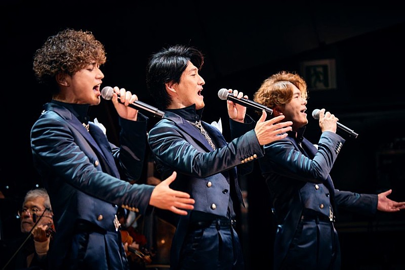 「＜ライブレポート＞3人体制初のシンフォニックコンサート　"新しい夜明け"を告げるLE VELVETSの歌声」1枚目/13