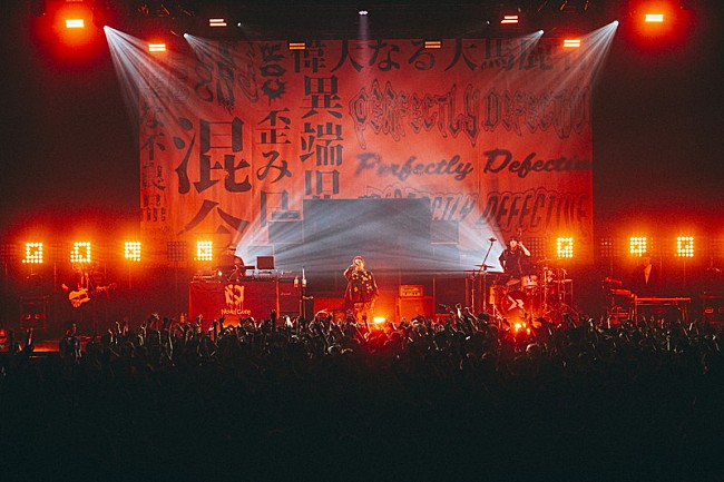 「Novel Core【PERFECTLY DEFECTiVE TOUR 2026】ライブ写真」2枚目/6