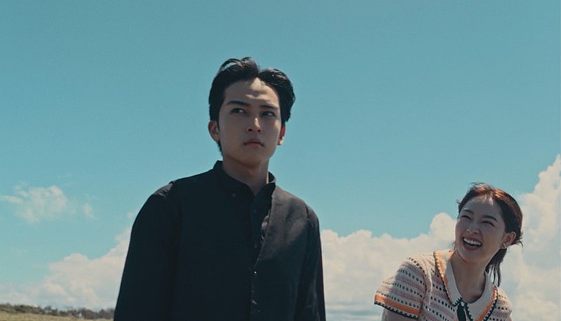 「『Furui Riho × 映画『死神バーバー』 - 太陽になれたら （Special Video）』
（C）『死神バーバー』製作委員会」3枚目/4