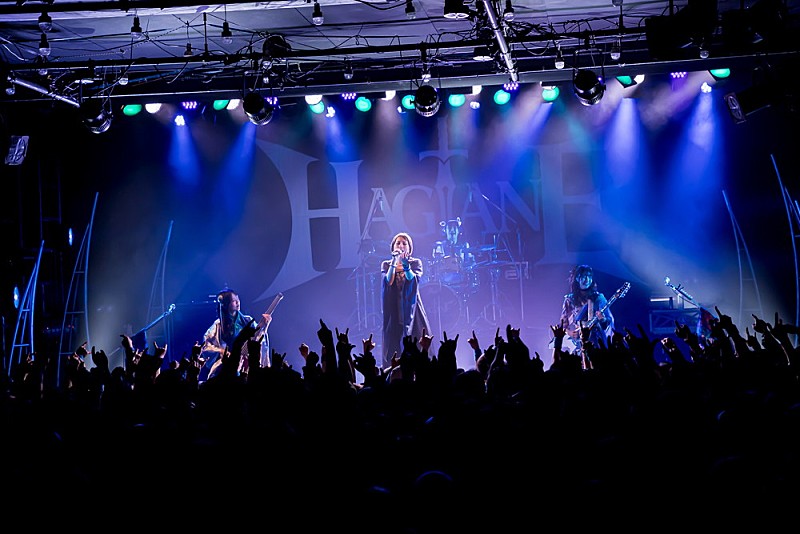 「＜ライブレポート＞HAGANE、それぞれの思いを圧巻のバンドサウンドに込めた8周年記念ライブ」1枚目/6