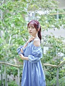 「撮影：井上佐由紀／スタイリスト：鈴木倫香／ヘアメイク：相場清志（eif）／アートディレクション：高倉健太（GLYPH Inc.）」4枚目/4