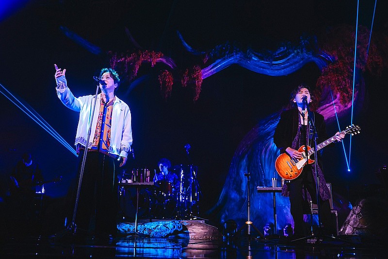 「ポルノグラフィティ、全国ツアー【水】完遂　9月にニューAL『果実』発売＆リリイベ【収穫祭】開催決定」1枚目/14