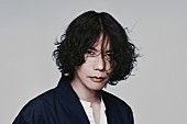 「米津玄師、映画『キングダム 魂の決戦』主題歌「夜鷹」配信リリース　新アーティスト写真を3点公開」1枚目/5