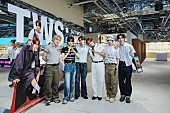「TWS、ポップアップイベント会場をサプライズ訪問「42のみなさんからの愛をたくさん感じられた」」1枚目/6