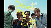 「STARGLOW、ニューシングル『Drivin&amp;#039; My Life』ティザー映像を公開」1枚目/6