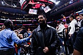 「ドレイク「Shabang」バイラル・チャレンジ、ミリー・ボビー・ブラウン率いる意外なセレブ・トリオが挑戦」1枚目/1