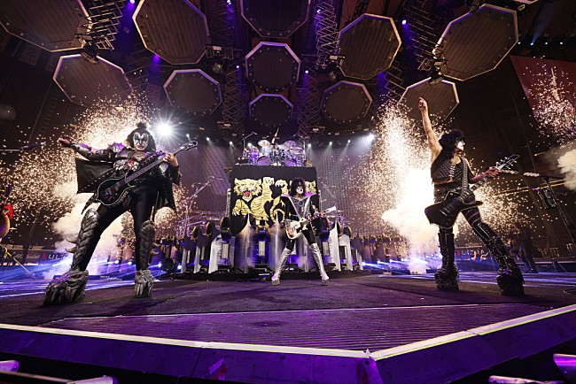 「【2026 KISS Kruise】ラインナップ発表、KISSメイクなしライブや故エース・フレーリーへのトリビュート開催」1枚目/1