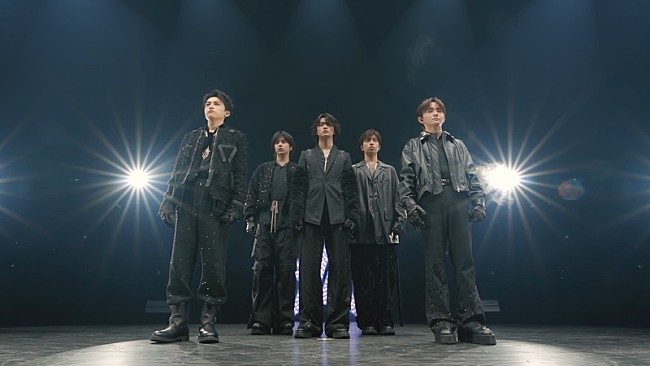 「STARGLOW、デビューショーケースより「Moonchaser」ライブ映像を公開」1枚目/4