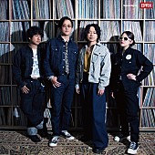 「GOOD BYE APRIL、EDWINデニム姿のメンバー等身大フォトブースが2026年サマーツアー全会場に登場」1枚目/7