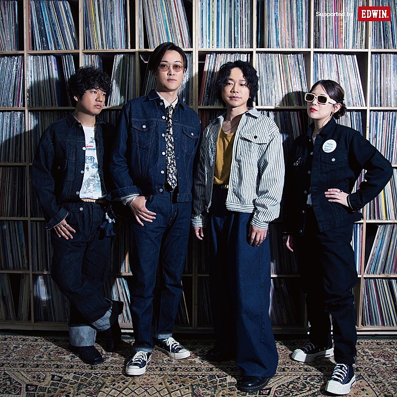 「GOOD BYE APRIL、EDWINデニム姿のメンバー等身大フォトブースが2026年サマーツアー全会場に登場」1枚目/7