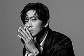 「松下洸平、“愛を語りながら旅をする”「Journey」MVは博物館で撮影」1枚目/2
