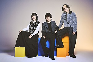 レトロリロン、ファンタジックな「ミッドナイトタイムカプセル」MV公開