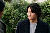 「(C)2026「白鳥とコウモリ」製作委員会」2枚目/10
