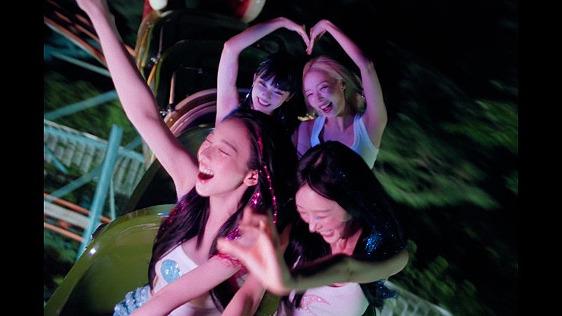 「aespa、夏にぴったりの「KISS N TELL」MVで“かわいさ”全開」1枚目/2