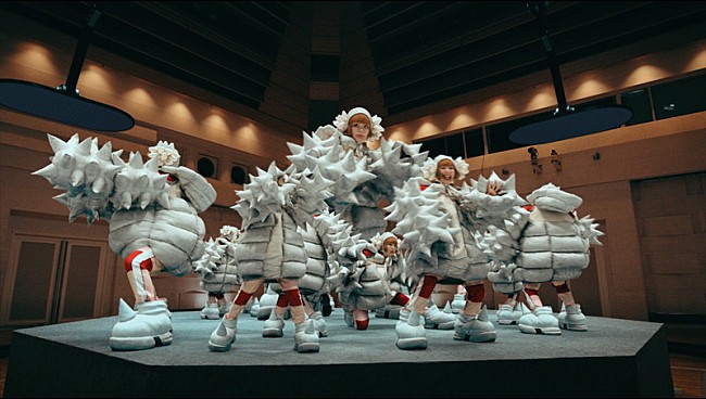 「『Kyary Pamyu Pamyu - KURU KURU HARAJUKU（きゃりーぱみゅぱみゅ-KURU KURU HARAJUKU）Official Music Video』」6枚目/7