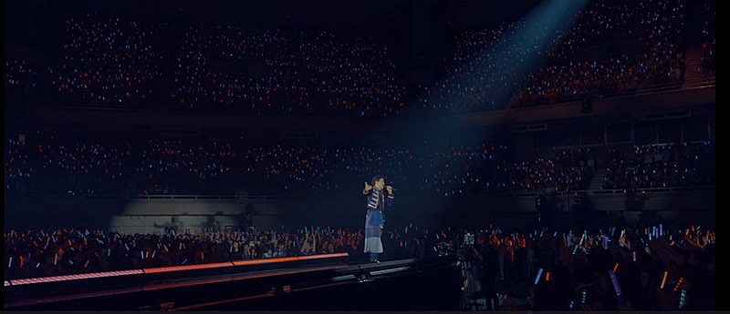 「『[official]郷ひろみ「お嫁サンバ」　LIVE at　「Hiromi Go at Nippon Budokan 2025 "THE GREATEST 70 SONGS"」』」2枚目/5