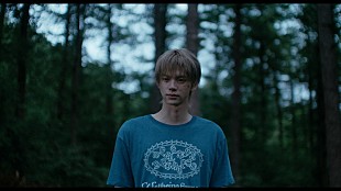 「TWS、森の中で“何か”が始まる「SODA SODA」MVティザー第2弾を公開」