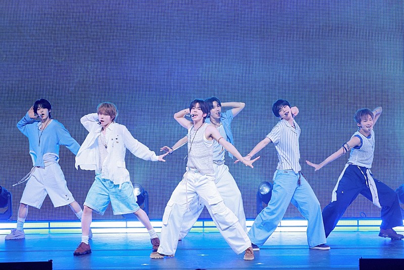 「＜レポート＞TWS、「一緒に爽やかな夏を過ごしましょう」　ショーケースで新曲「SODA SODA」初披露」1枚目/10