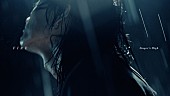 「シンガーズハイ、新たな一面を感じられる「FIRE」MV公開」1枚目/3
