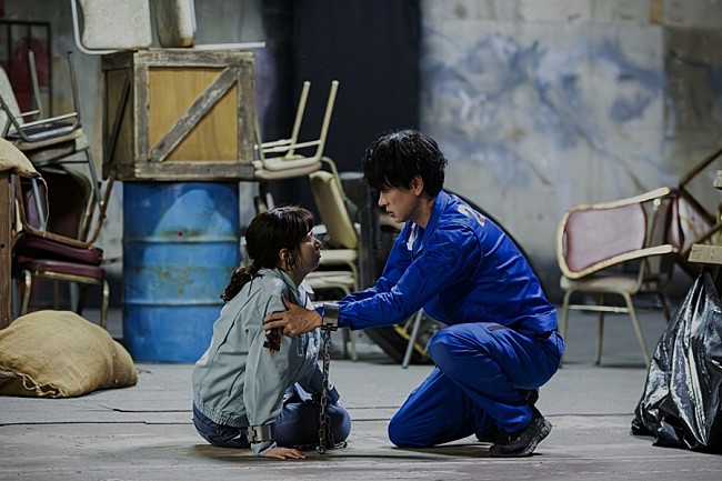 「「今夜もシリアルキラ－と待ち合わせ」「磯貝（横山裕）とヒナタ（関水渚）の共犯関係が深まってきているのがいい」「縦山裕二さんのグッズ欲しい」」1枚目/1