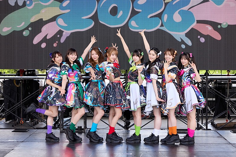 「私立恵比寿中学、カネヨリマサル提供の新曲「スーパーブルー」8/26配信リリース決定　2027年2月には【大学芸会】開催決定」1枚目/16