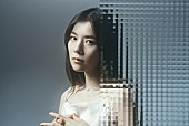 「milet、ニューアルバム『Made of Glass』全曲解説映像＆新曲「Christmas Eve」MVプレミア公開」1枚目/6