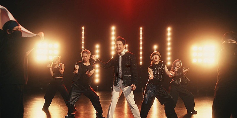 「郷ひろみ、サウナ熱波師も参加で“熱い風”を感じさせる「I’m Neo G」MV公開」1枚目/5