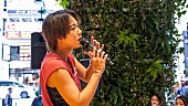 「杉本琢弥、初ベストAL発売前日に渋谷をジャック　ファンにも事前告知なしゲリラライブのレポート到着」1枚目/3