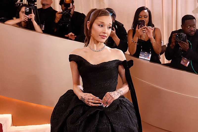 「アリアナ・グランデ、未発表曲リーク犯特定のためSNS＆決済サービスへの召喚状発行が認められる」1枚目/1