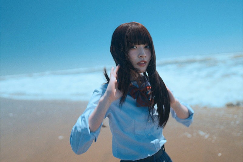 「『miwa『暑すぎて笑っちゃうね』Music Video』」4枚目/8