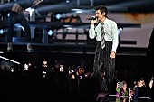 「ハリー・スタイルズ、ライブ直後にシャワーを浴びる意外な理由を明かす「10分前とはかけ離れている」」1枚目/1