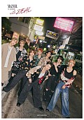 「【ビルボード】MAZZELの1st写真集『with ZEAL』文化書籍チャート初登場首位　赤根智子ICC所長『戦争犯罪と闘う』が2位」1枚目/1