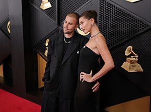 ジャスティン・ビーバー「ジャスティン&ヘイリー・ビーバー、フィニアスの結婚式での2ショット公開」