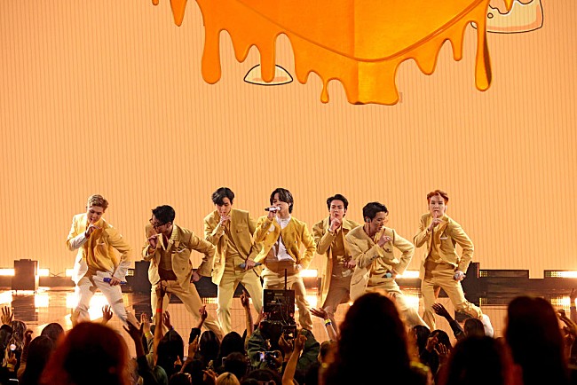 「BTS、LA公演でJung Kook誕生日をARMYとの「Happy Birthday」で祝福」1枚目/1