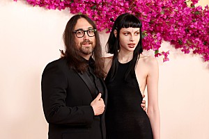 ショーン・オノ・レノン「ショーン・オノ・レノン&シャーロット・ケンプ・ミュール、第1子となる男児誕生を発表」